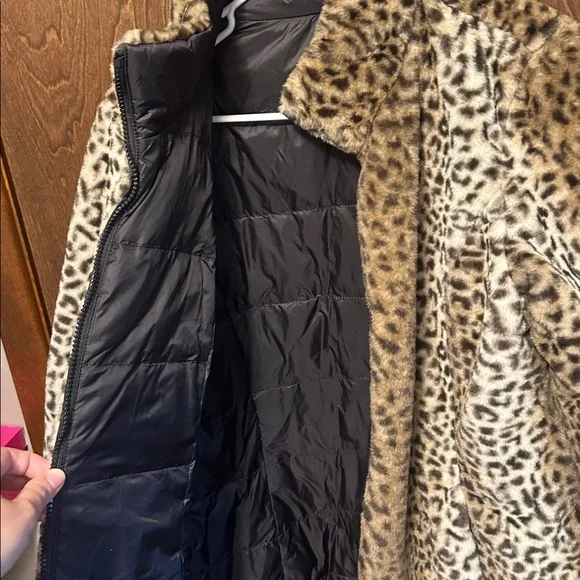 Women's 1 Madison Faux Fur Cheetah Print Reversible Quilted Down Coat Size M - Picture 2 of 10